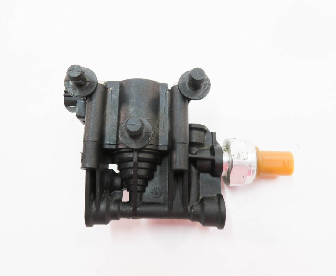 Thumbnail 10: 2012 RANGE ROVER SPORT (L320) AIR SUSPENSION VALVE BLOCK SET-3