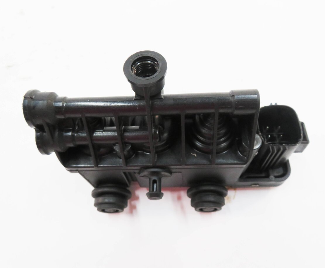 Thumbnail 5: 2012 RANGE ROVER SPORT (L320) AIR SUSPENSION VALVE BLOCK SET-3