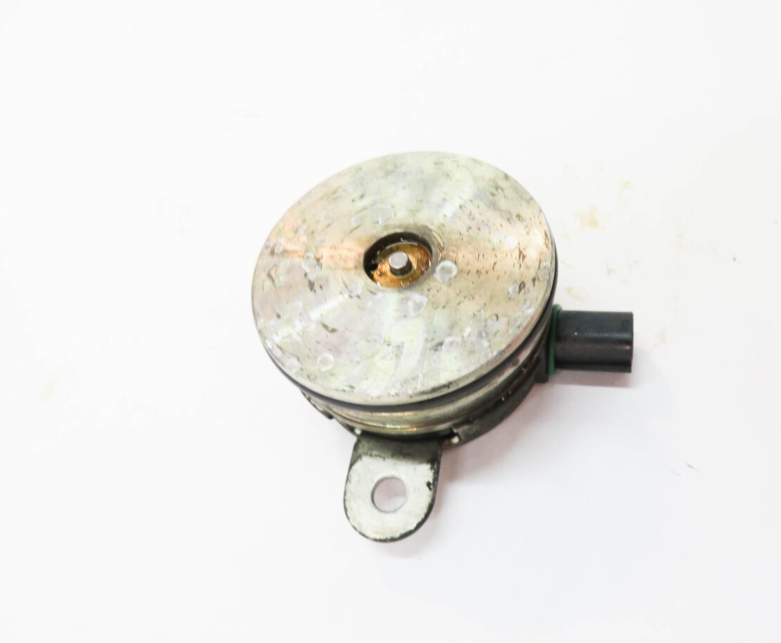 Thumbnail 3: 2012 RANGE ROVER SPORT (L320) 5.0L AJ133 V8 ENGINE - CAMSHAFT ADJUSTER SOLENOID