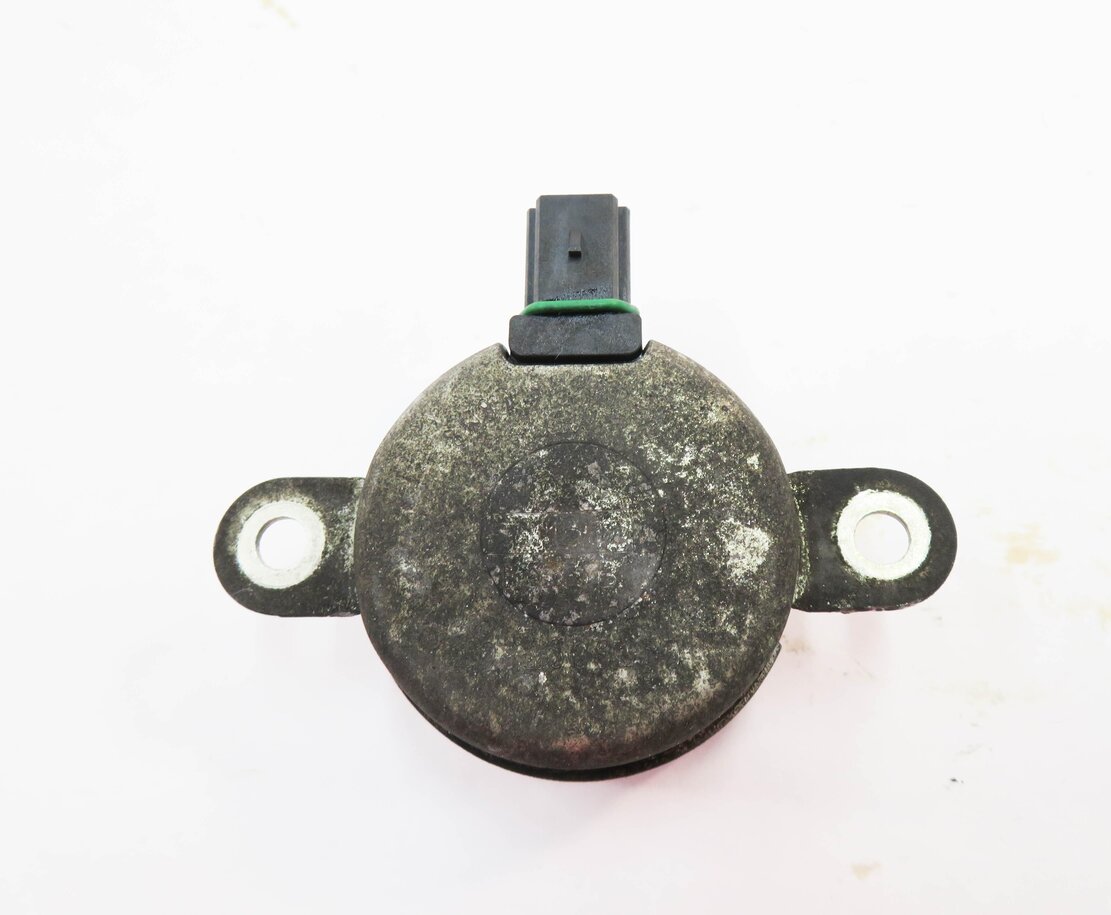 Thumbnail 5: 2012 RANGE ROVER SPORT (L320) 5.0L AJ133 V8 ENGINE - CAMSHAFT ADJUSTER SOLENOID