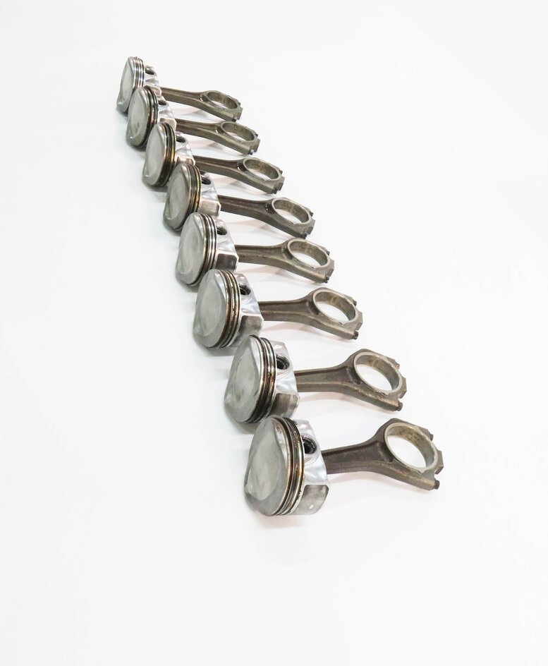 Thumbnail 4: 2012 RANGE ROVER SPORT (L320) 5.0L AJ133 V8 ENGINE PISTON w/ CONNECTING ROD SET
