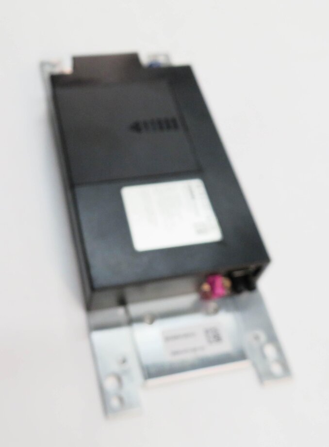Thumbnail 4: 2015 BMW 328i (F30) BLUETOOTH TELEMATICS COMMUNICATION CONTROL MODULE