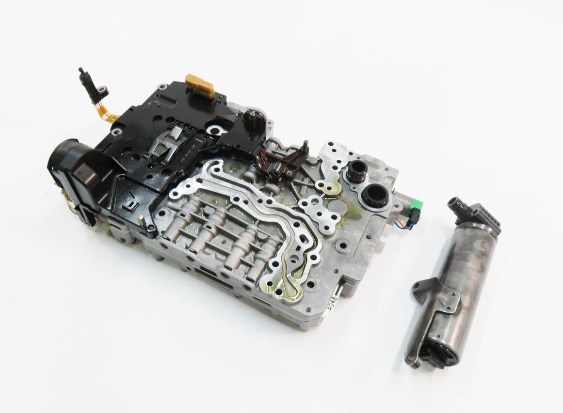 Thumbnail 1: 2014-2018 BMW 328i 328iGT 428i X3 X4 - 8HP-45 AWD - A/T TRANSMISSION VALVE BODY