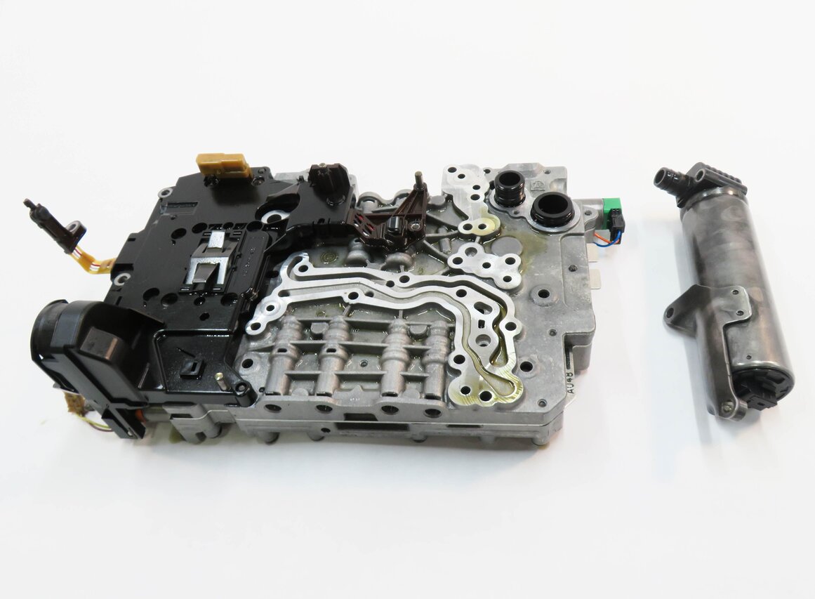 Thumbnail 2: 2014-2018 BMW 328i 328iGT 428i X3 X4 - 8HP-45 AWD - A/T TRANSMISSION VALVE BODY