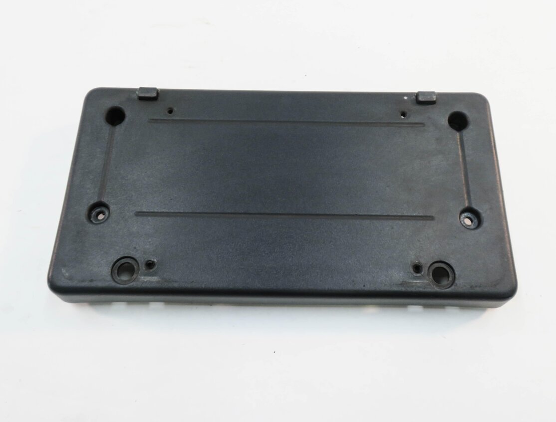 Thumbnail 5: 2006 RANGE ROVER SPORT (L320) FRONT LICENSE PLATE BASE MOUNT RETAINER BRACKET