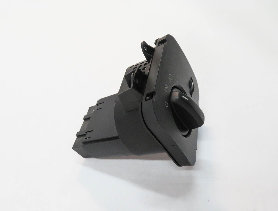 Thumbnail 4: 2005-2009 LAND ROVER LR3 / RANGE ROVER SPORT (L320) HEADLIGHT SWITCH