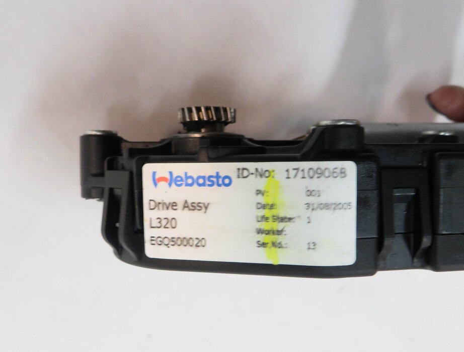 Thumbnail 7: 06-13 RANGE ROVER SPORT (L320) SUNROOF MOTOR