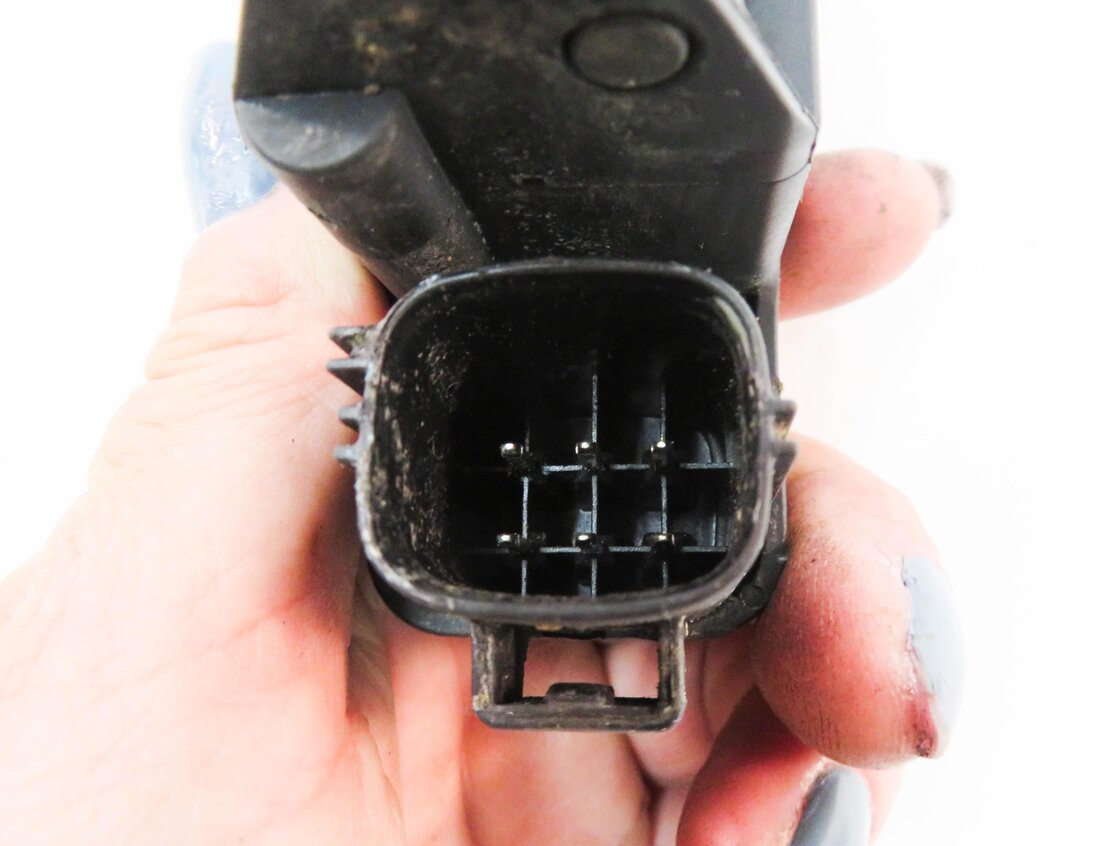 Thumbnail 10: 2006 RANGE ROVER SPORT (L320) AIR SUSPENSION TRANSFER RELIEF VALVE BLOCK SET-3