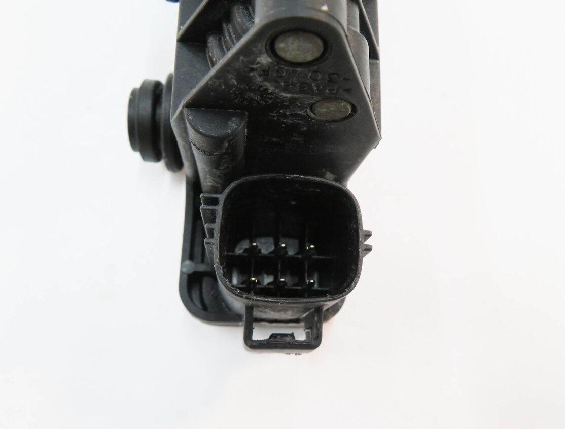 Thumbnail 6: 2006 RANGE ROVER SPORT (L320) AIR SUSPENSION TRANSFER RELIEF VALVE BLOCK SET-3