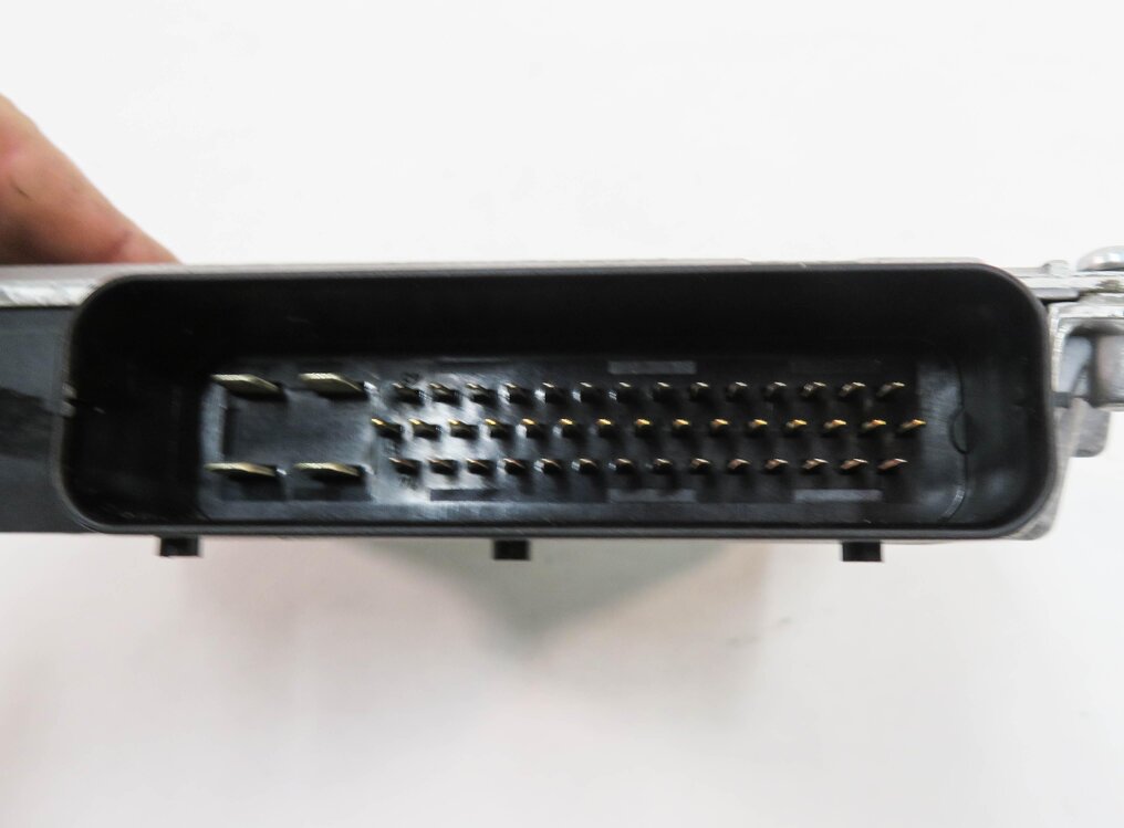 Thumbnail 6: 2013 AUDI S5 (B8 8T) REAR DIFFERENTIAL CONTROL MODULE