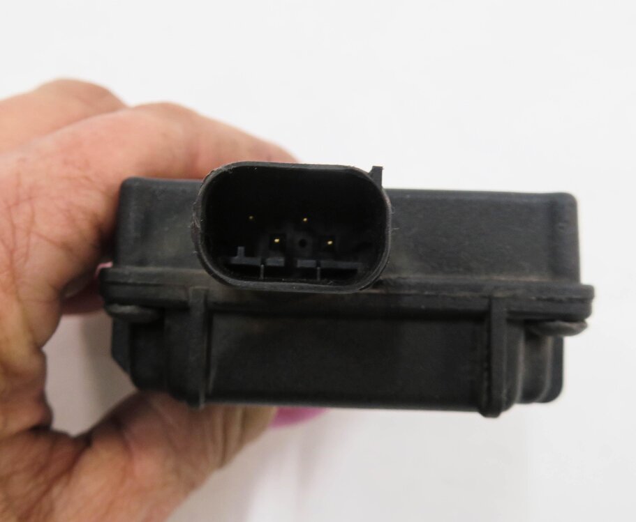 Thumbnail 6: 2013 AUDI S5 (B8 8T) HOMELINK CONTROL MODULE