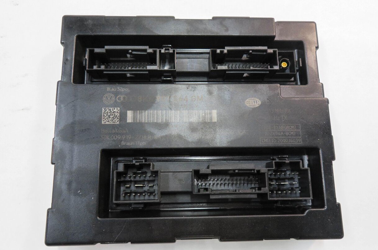 Thumbnail 4: 2013 AUDI S5 (B8 8T) 3.0L CGXD ENGINE ECM ECU BCM IMMOBILIZER MODULE KEY SET