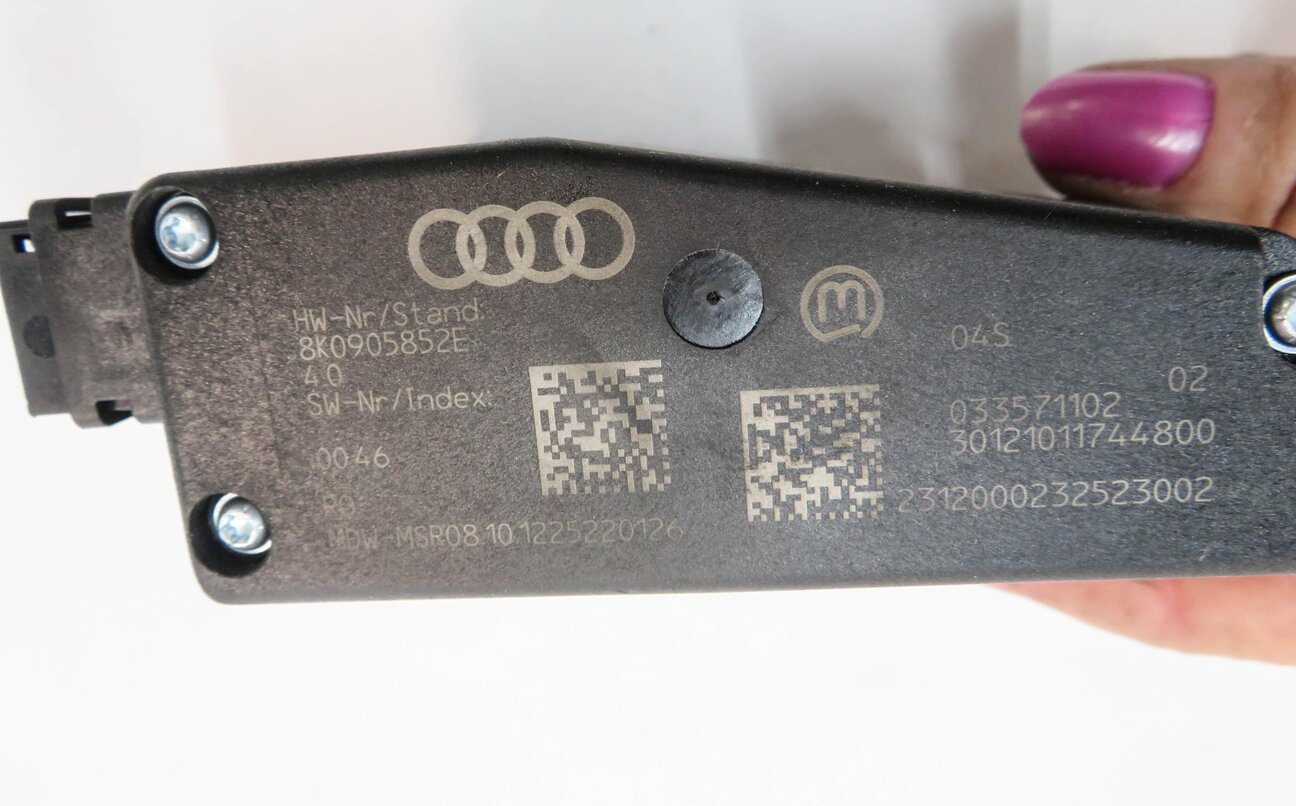 Thumbnail 5: 2013 AUDI S5 (B8 8T) 3.0L CGXD ENGINE ECM ECU BCM IMMOBILIZER MODULE KEY SET