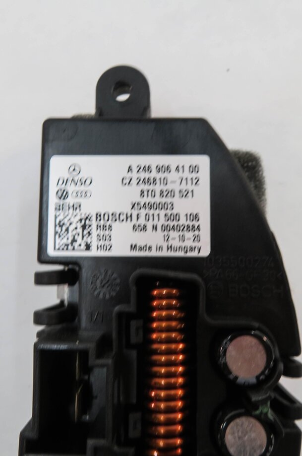 Thumbnail 6: 2013 AUDI S5 (B8 8T) FRONT HEATER A/C BLOWER FAN MOTOR SPEED RESISTOR