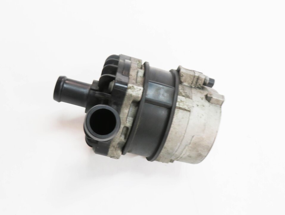 Thumbnail 3: 2013 AUDI S5 (B8 8T) 3.0L CGXC SUPERCHARGED ENGINE - AUX AUXILIARY WATER PUMP