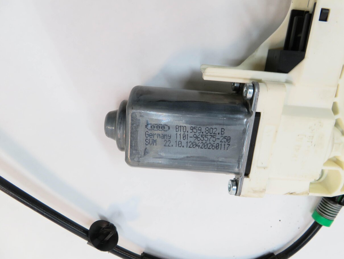 Thumbnail 7: 2013 AUDI S5 (B8 8T) COUPE - RIGHT FRONT PASSENGER DOOR WINDOW REGULATOR & MOTOR