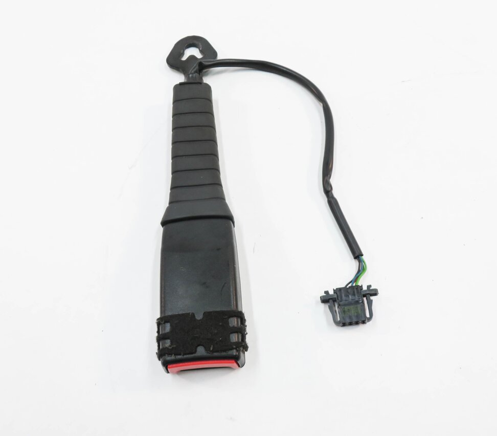 Thumbnail 2: 2009-2017 AUDI A4 A5 S4 S5 RS5 (B8 8K 8T) RIGHT FRONT SEATBELT BUCKLE RECEIVER