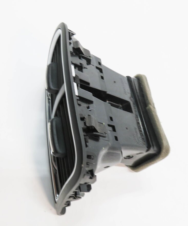 Thumbnail 4: 2013 AUDI S4 (B8 8K) REAR CENTER CONSOLE HEATER A/C AIR VENT