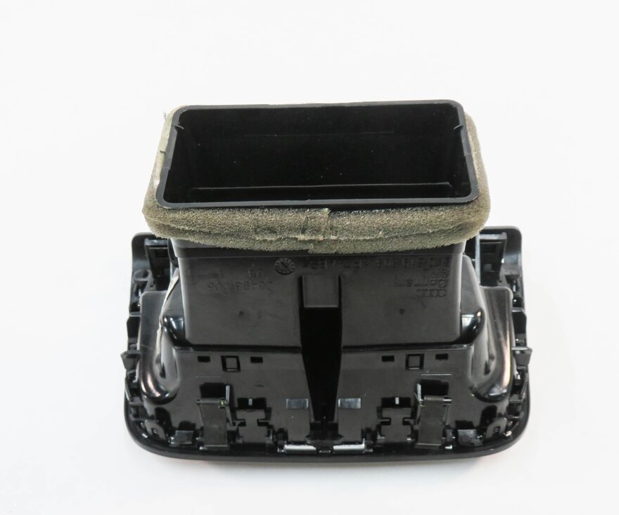 Thumbnail 6: 2013 AUDI S4 (B8 8K) REAR CENTER CONSOLE HEATER A/C AIR VENT