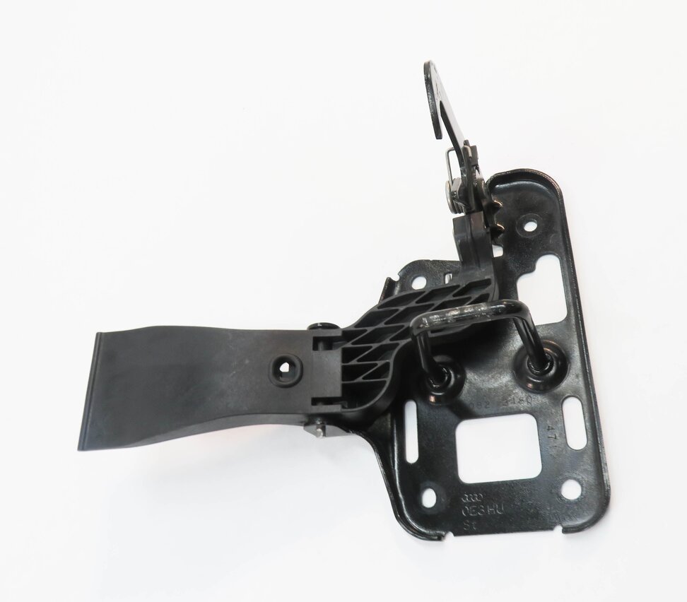 Thumbnail 2: 2013 AUDI S4 (B8 8K) FRONT HOOD SAFETY LATCH CATCH HOOK RELEASE LEVER
