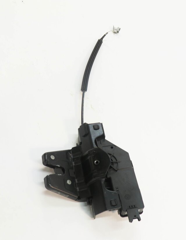 Thumbnail 3: 2012 BMW M3 ///M (E90) REAR TRUNK LOCK LATCH ACTUATOR
