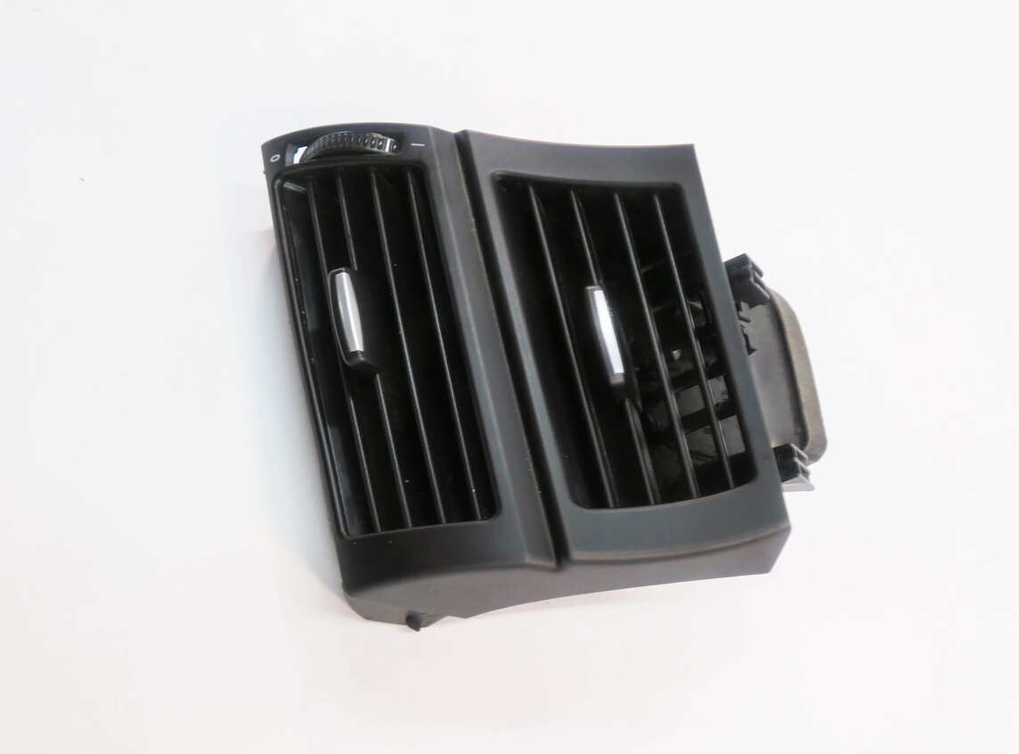 Thumbnail 4: 2009 BMW X5 (E70) RIGHT PASSENGER DASH HEATERA A/C AIR VENT
