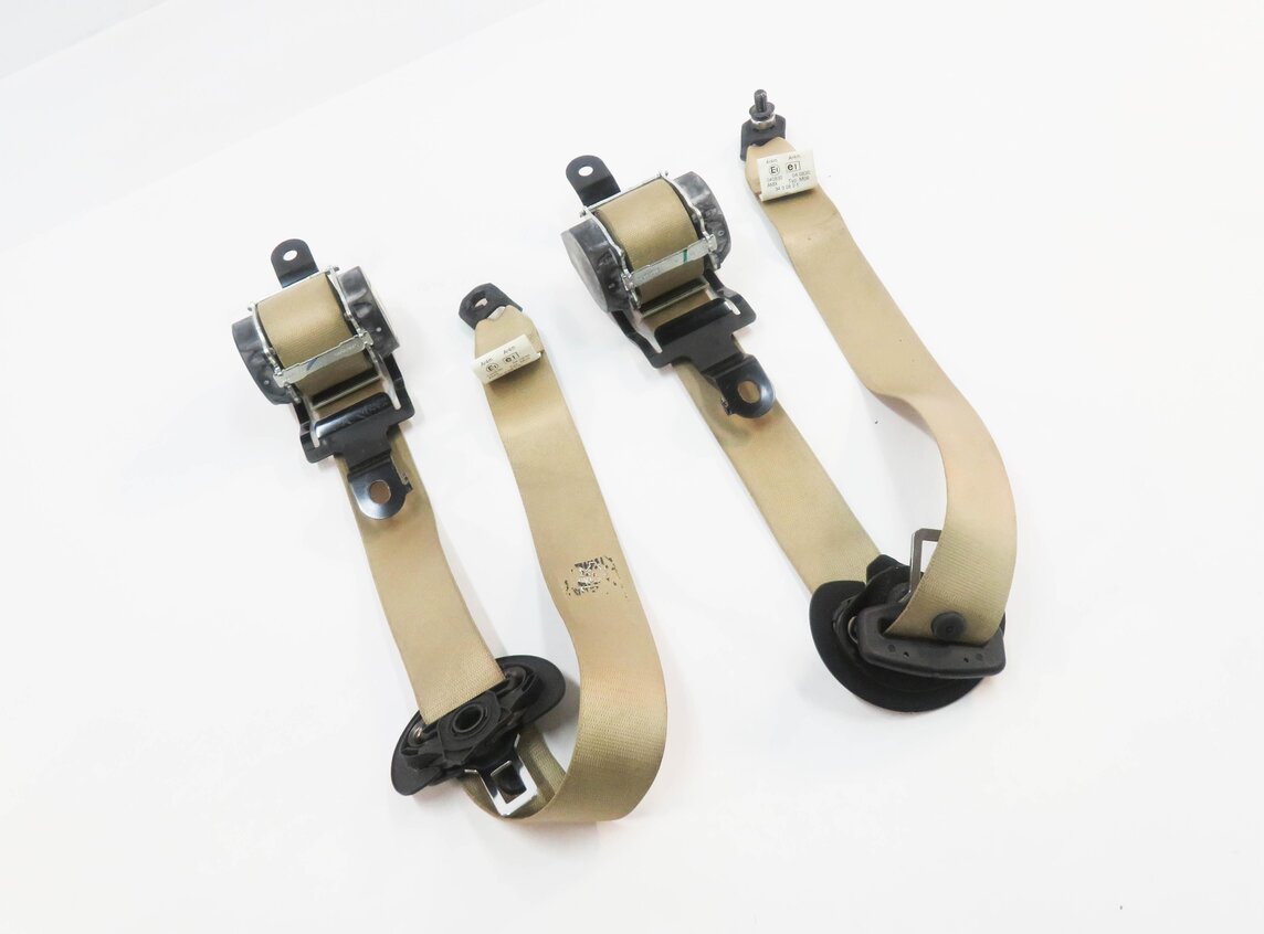 2009 BMW X5 (E70) REAR LEFT & RIGHT 2nd ROW SEAT SEATBELT RETRACTOR SET (BEIGE)