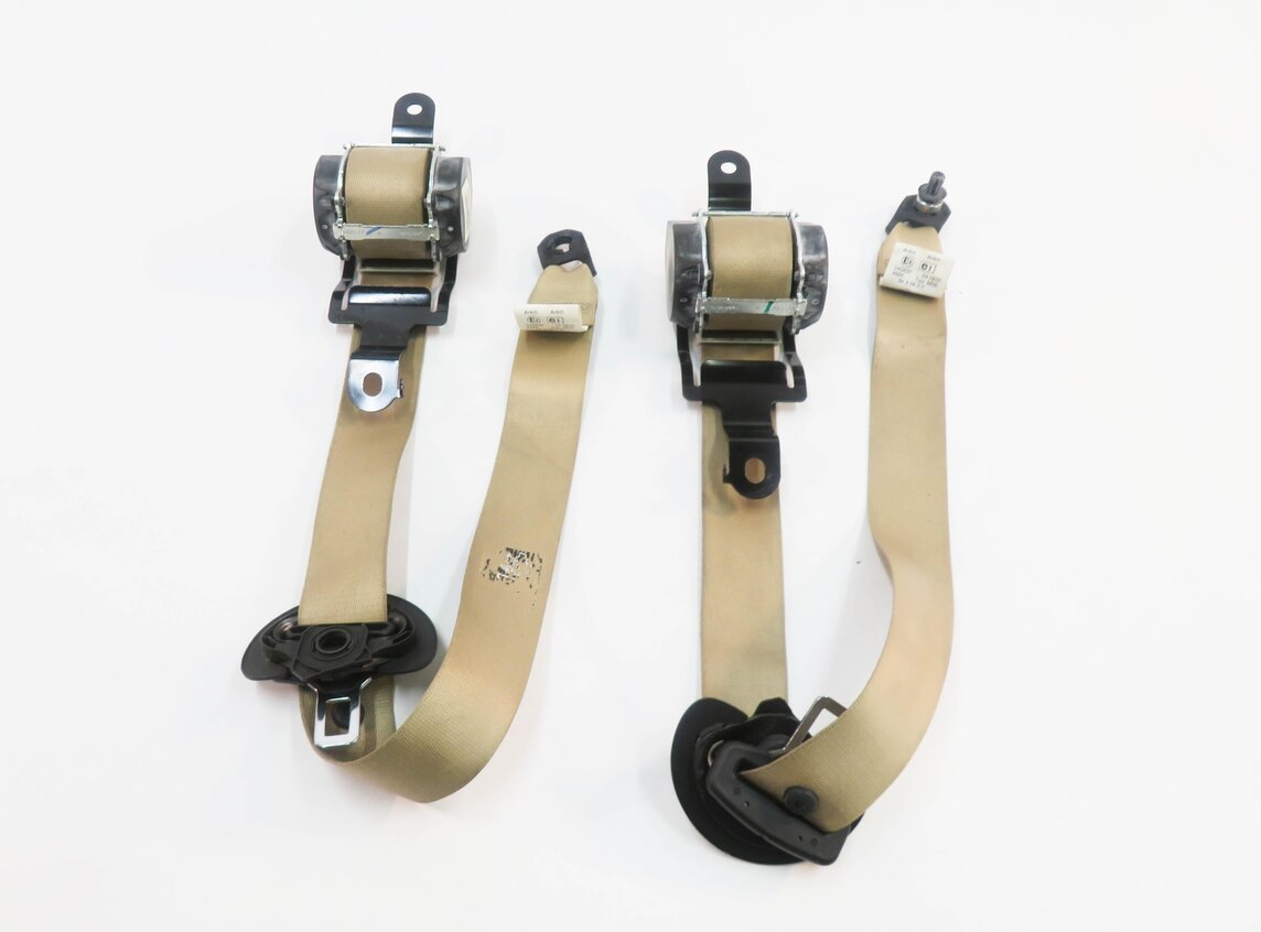 Thumbnail 2: 2009 BMW X5 (E70) REAR LEFT & RIGHT 2nd ROW SEAT SEATBELT RETRACTOR SET (BEIGE)