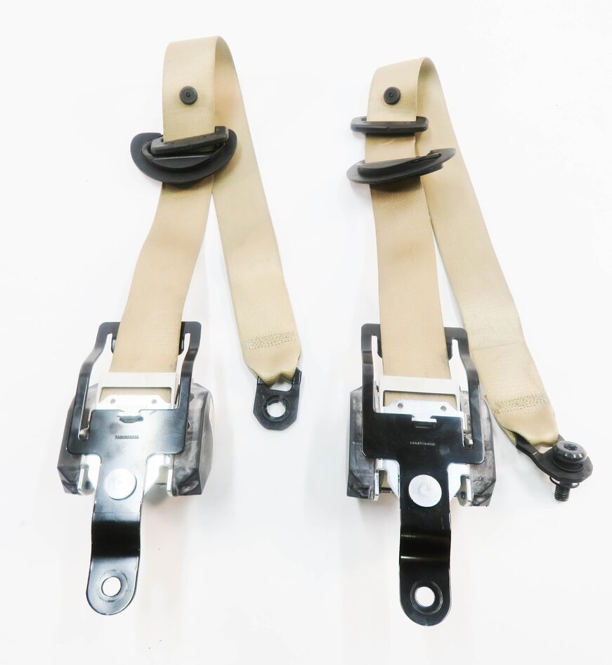 Thumbnail 5: 2009 BMW X5 (E70) REAR LEFT & RIGHT 2nd ROW SEAT SEATBELT RETRACTOR SET (BEIGE)