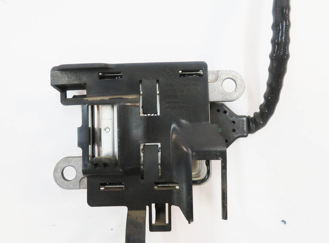 Thumbnail 6: 2009 BMW X5 (E70) DIESEL - LOWER NITROGEN OXIDE NOX SENSOR MODULE