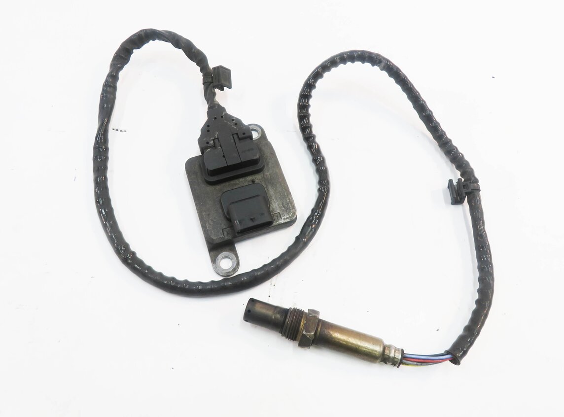 Thumbnail 2: 2009 BMW X5 (E70) DIESEL - UPPER NITROGEN OXIDE NOX SENSOR MODULE