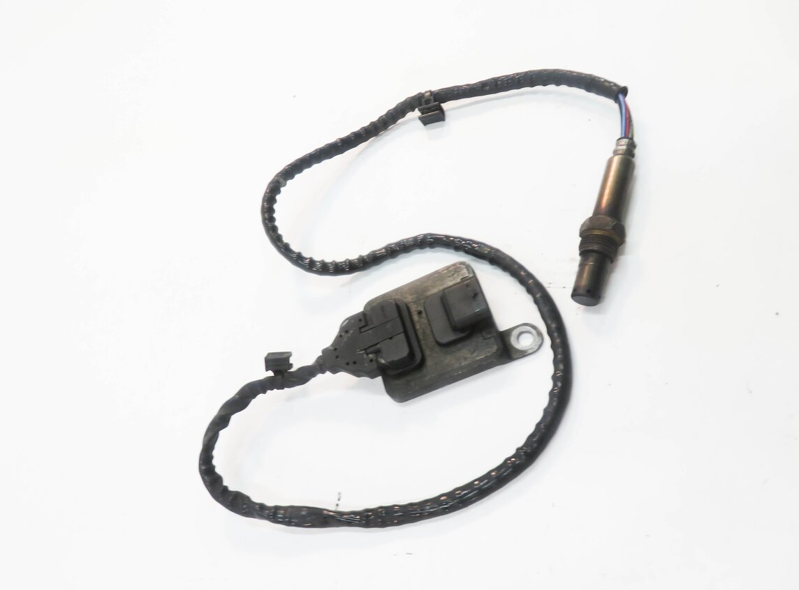 Thumbnail 3: 2009 BMW X5 (E70) DIESEL - UPPER NITROGEN OXIDE NOX SENSOR MODULE