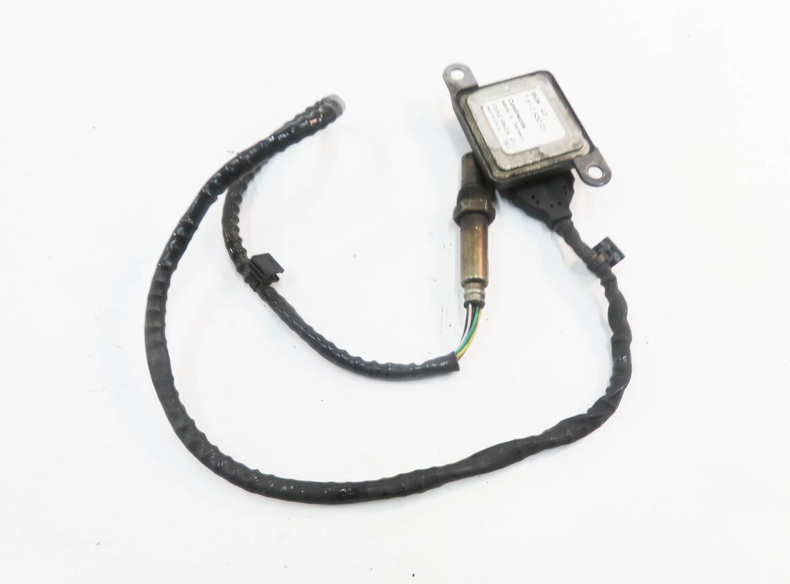 Thumbnail 5: 2009 BMW X5 (E70) DIESEL - UPPER NITROGEN OXIDE NOX SENSOR MODULE