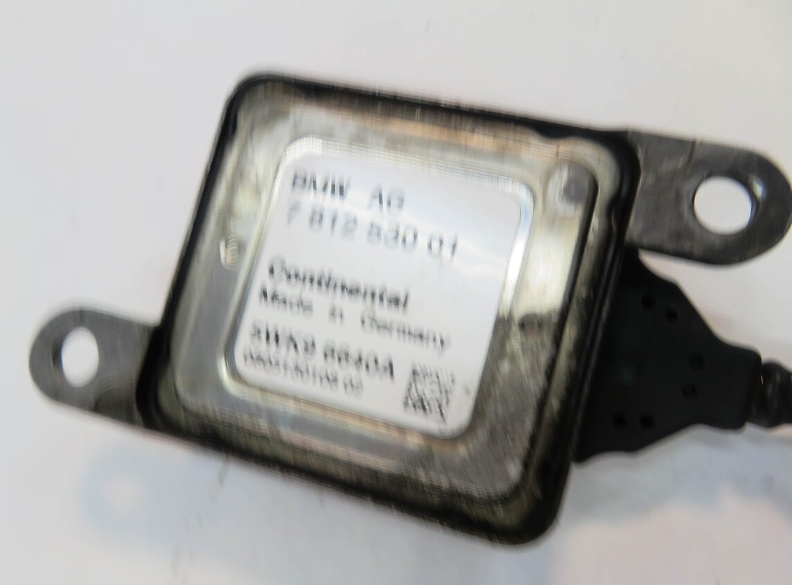 Thumbnail 6: 2009 BMW X5 (E70) DIESEL - UPPER NITROGEN OXIDE NOX SENSOR MODULE