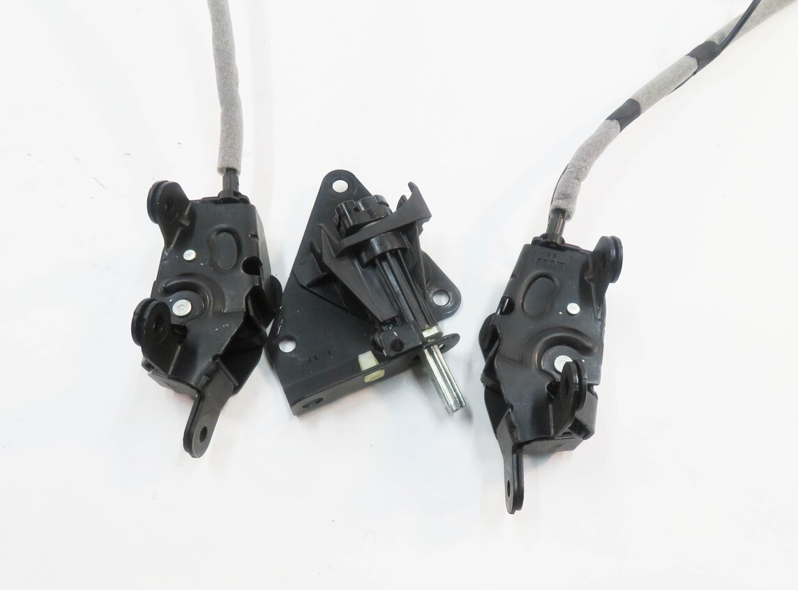 Thumbnail 3: 2009 BMW X5 (E70) REAR TRUNK TAILGATE LOCK LATCH SET
