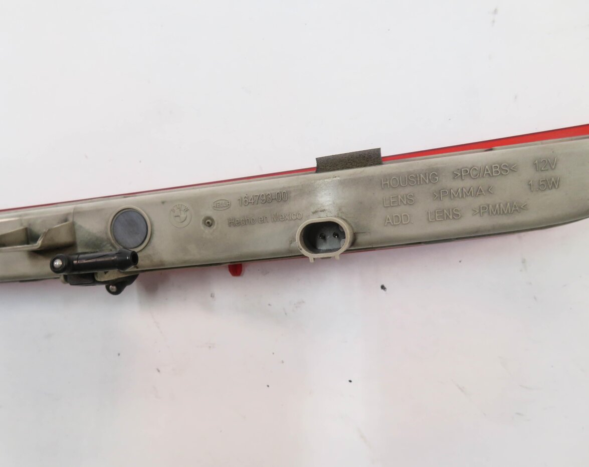 Thumbnail 7: 2009 BMW X5 (E70) REAR 3rd THIRD BRAKE LIGHT LAMP