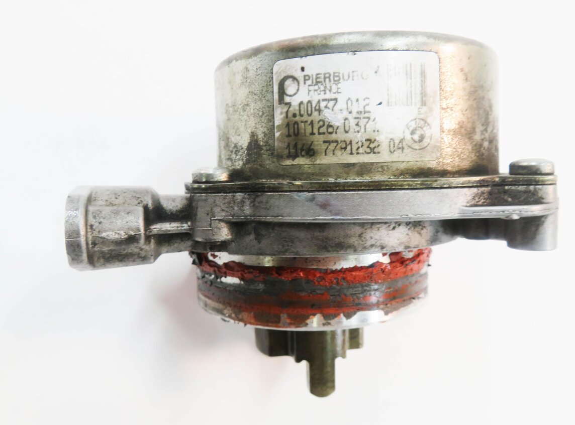 Thumbnail 6: 09-13 BMW X5 335D (E70 E90) 3.0L M57Y TURBO DIESEL ENGINE - BRAKE VACUUM PUMP