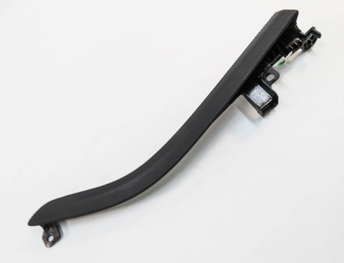 2011 BMW 535i (F10) FRONT CENTER CONSOLE EDGE TRIM PIECE (BLACK DAKOTA LEATHER)