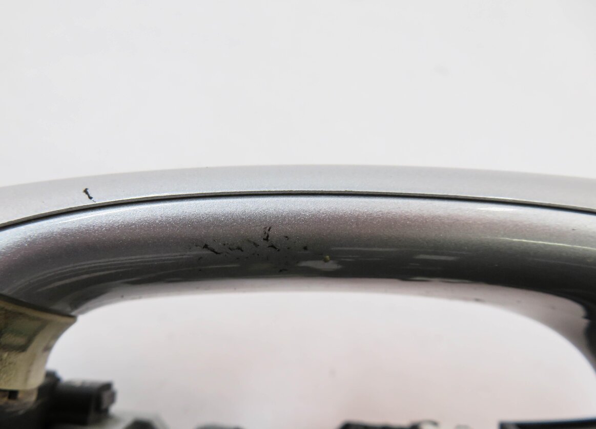 Thumbnail 7: 2011-2016 BMW 528i 535i 550i M5 (F10) RIGHT FRONT DOOR HANDLE w/ LIGHT (SILVER)