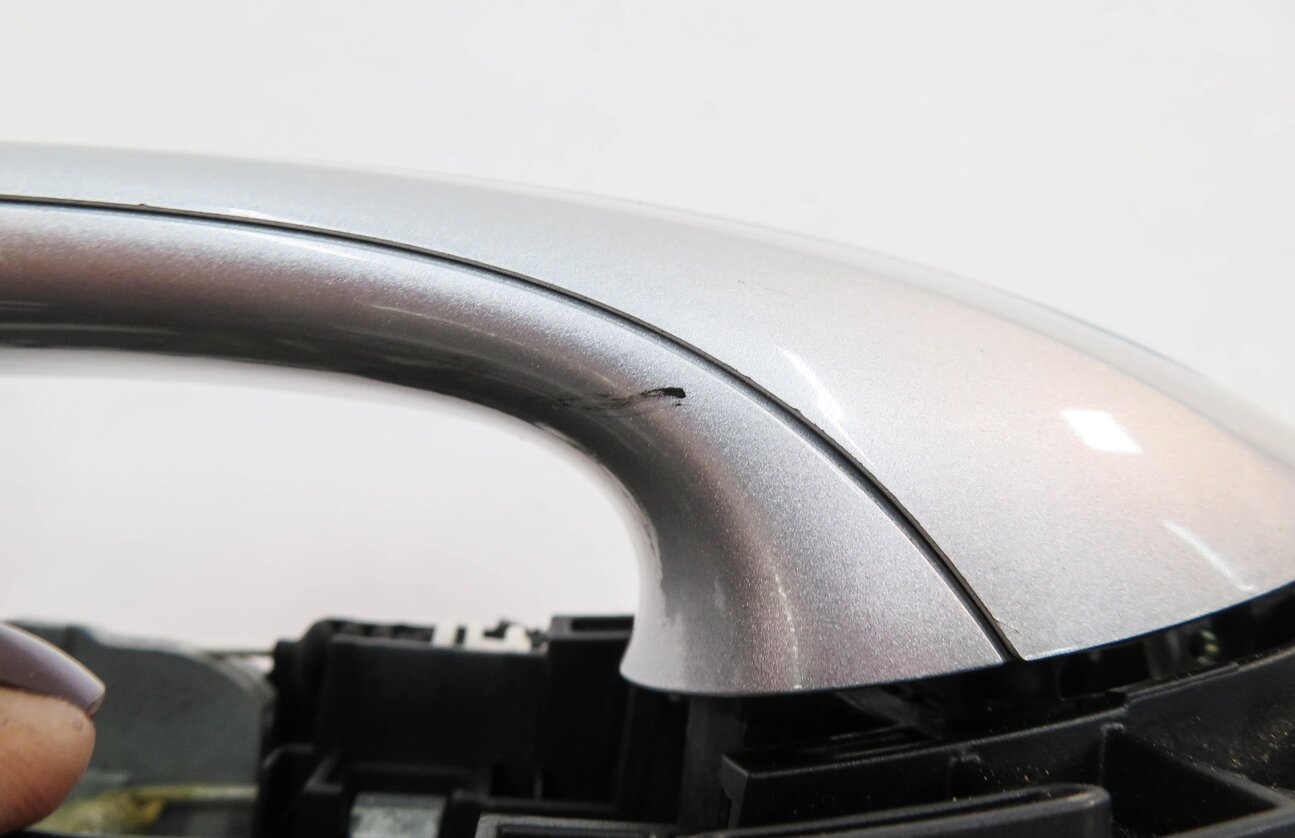 Thumbnail 7: 2011-2016 BMW 528i 535i 550i M5 (F10) RIGHT REAR DOOR HANDLE w/ LIGHT (SILVER)