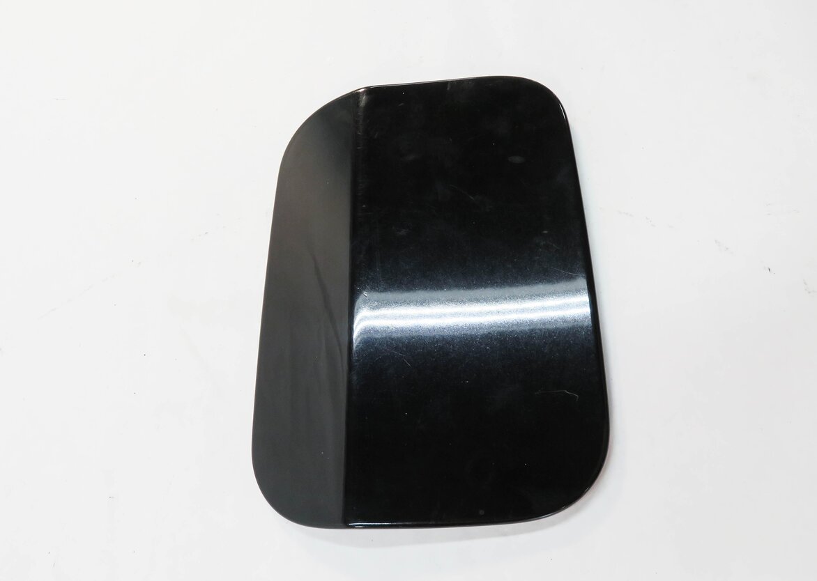 Thumbnail 3: 2004-2010 BMW 525i 528i 530i 535i 545i 550i M5 (E60) FUEL TANK DOOR LID (BLACK)