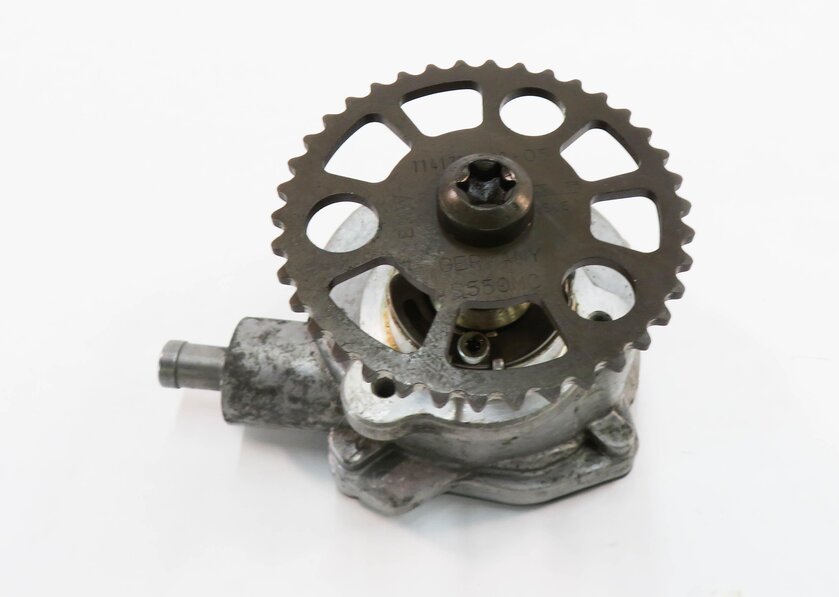 Thumbnail 5: 2006-2008 BMW Z4 325i 330i 525i 530i (E85 E60 E90) 3.0L ENGINE BRAKE VACUUM PUMP