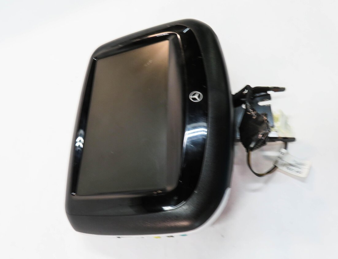 Thumbnail 4: 11-19 MERCEDES E GL ML S CLASS - REAR ENTERTAINMENT HEADREST VIDEO SCREEN