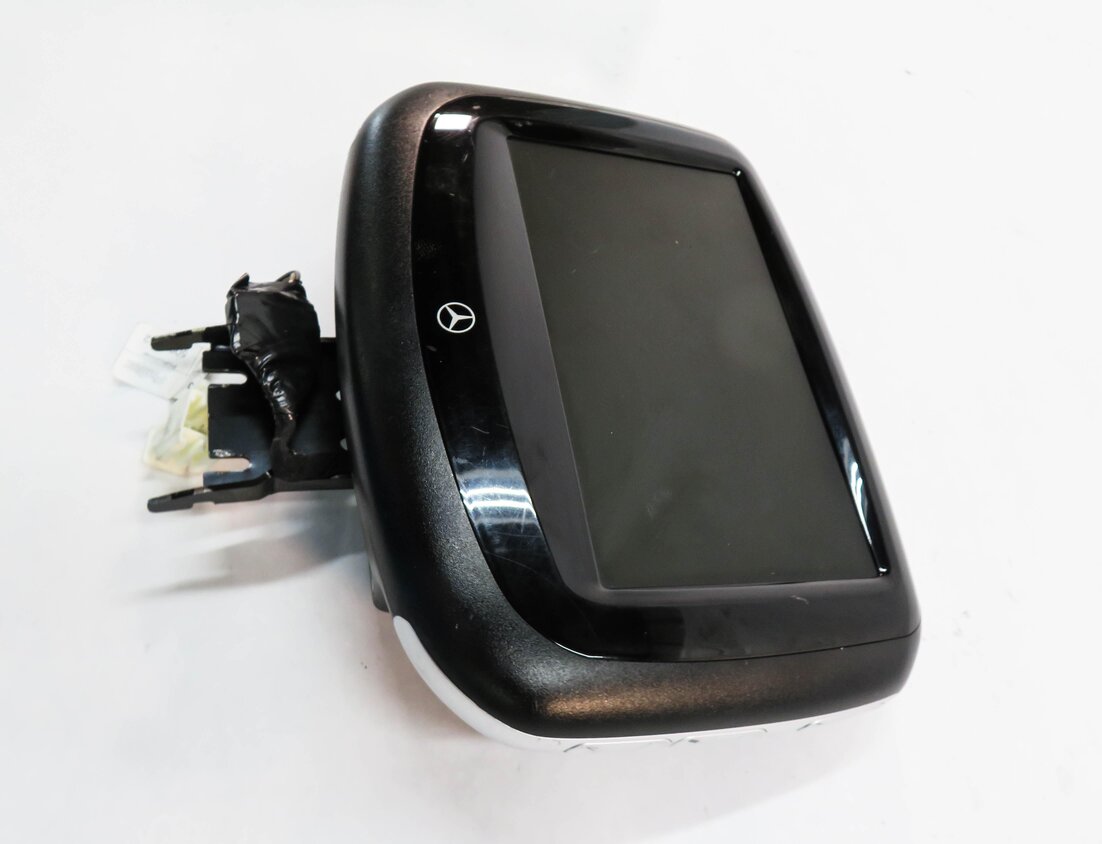 Thumbnail 5: 11-19 MERCEDES E GL ML S CLASS - REAR ENTERTAINMENT HEADREST VIDEO SCREEN