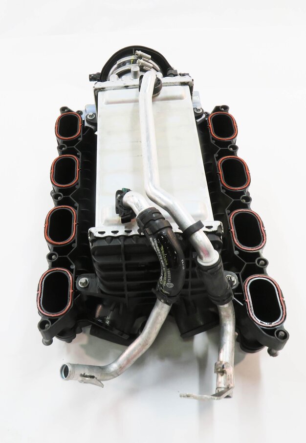 Thumbnail 4: 11-20 MERCEDES CL550 E550 GL450 GL550 GLS550 S550 SL550 - 4.6L INTAKE MANIFOLD