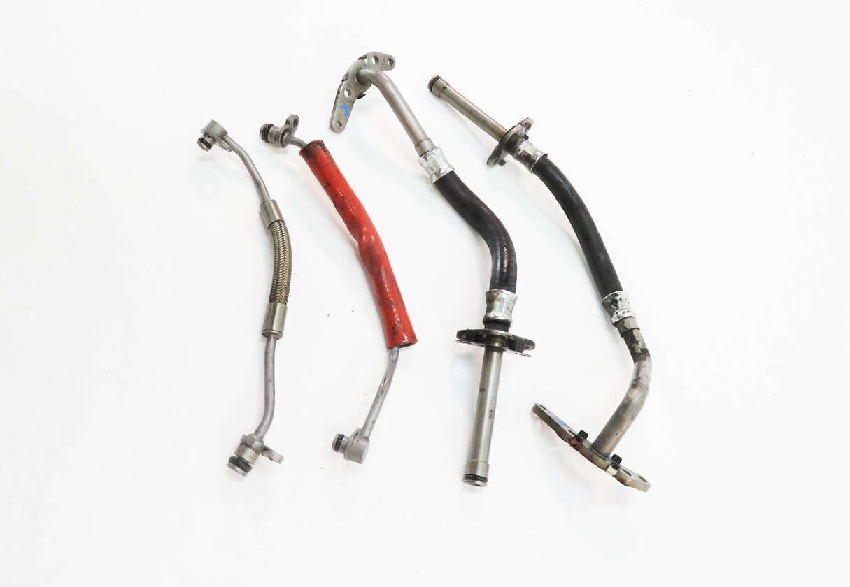 Thumbnail 4: 2013 MERCEDES GL450 (X166) 4.6L M278 ENGINE - TURBOCHARGER TURBO OIL HOSE SET-4