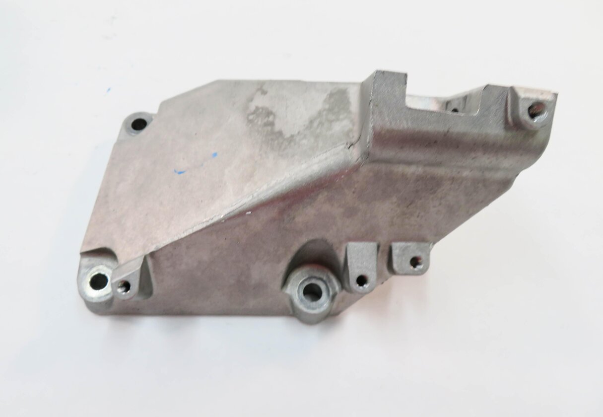 Thumbnail 5: 2013 MERCEDES GL450 (X166) 4.6L M278 ENGINE - RIGHT MOTOR MOUNT BRACKET SET-2