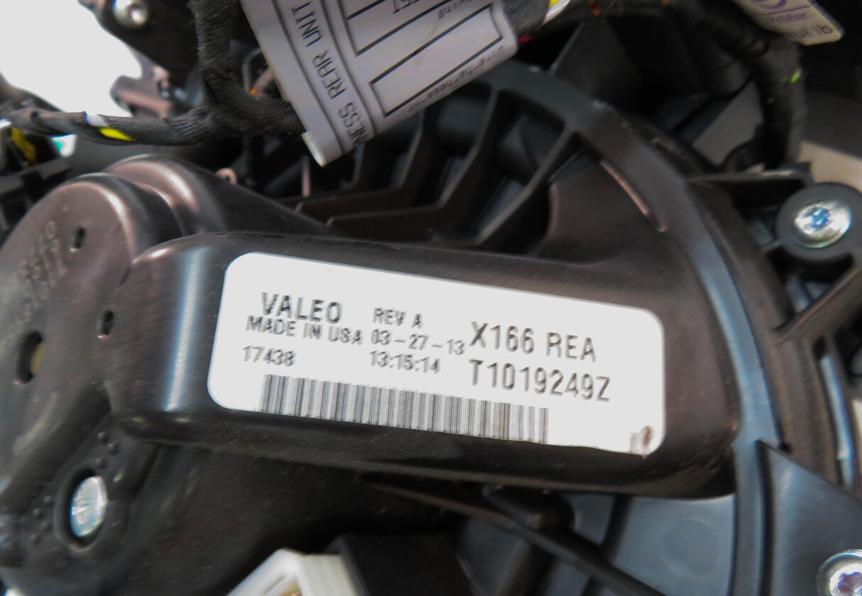Thumbnail 12: 13-19 MERCEDES GL350 GL450 GL550 GLS350 GLS450 (W166 X166) REAR A/C BLOWER MOTOR