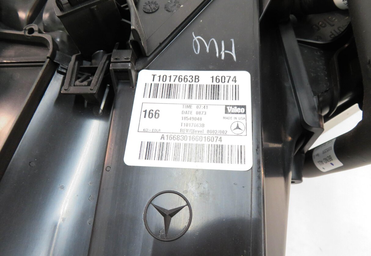 Thumbnail 9: 13-19 MERCEDES GL350 GL450 GL550 GLS350 GLS450 (W166 X166) REAR A/C BLOWER MOTOR