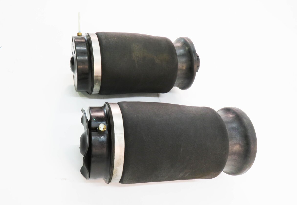 Thumbnail 3: 12-19 MERCEDES GL350 GL450 GL550 ML350 ML550 (W166 X166) REAR AIR SPRING SET-2